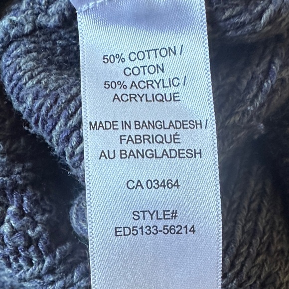 🌸Ricki's Charcoal Cable Knit Sweater - Picture 4 of 6